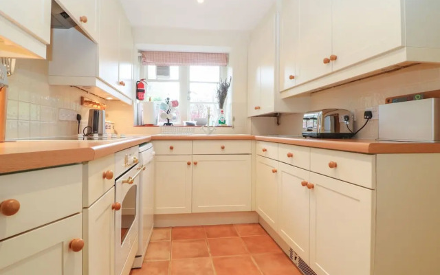 Spring Cottage, CIRENCESTER