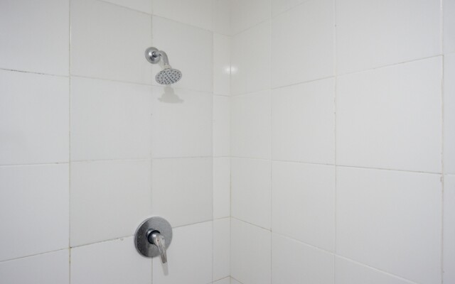 RedDoorz @ Hotel Grand Aulia Majene