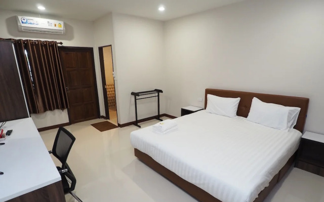 Waritthon Residence