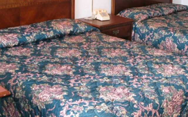 Redwood Inn Motel Medford