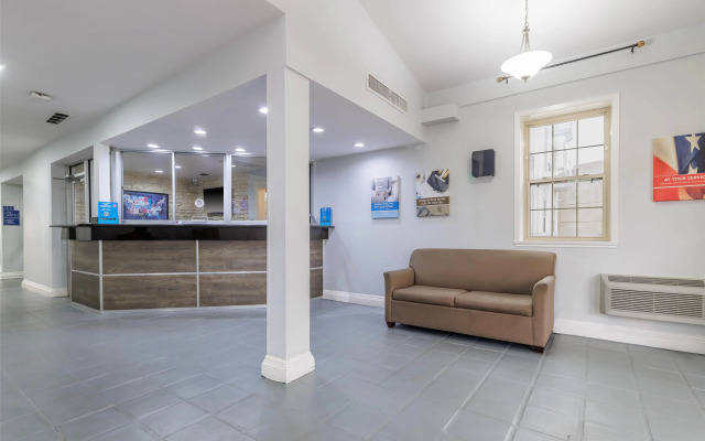 Studio 6 Suites - Dallas, TX - Downtown