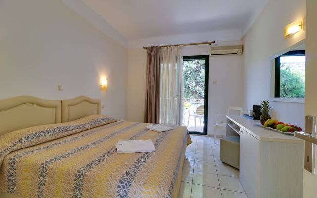 Отель Bomo Tosca Beach