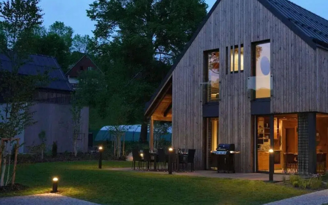 Spacious Villa With Good Ambience