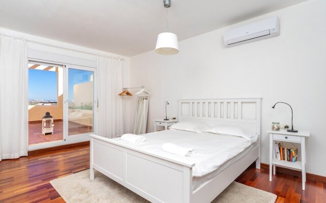 Duplex with a view Ref 69
