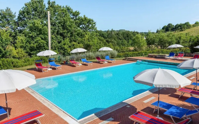 Captivating Holiday Home in Gubbio With Pool