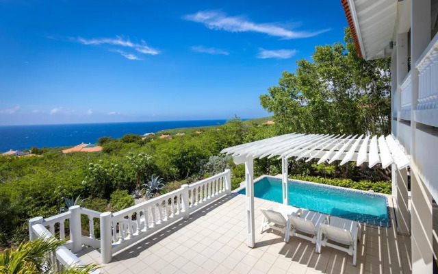 Seaside Rhapsody at Villa Kolibreeze