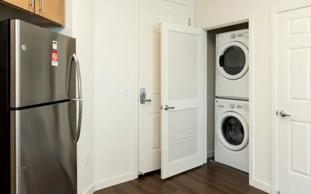 Global Luxury Suites in Silicon Valley