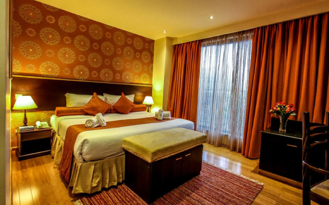 The Monarch Hotel