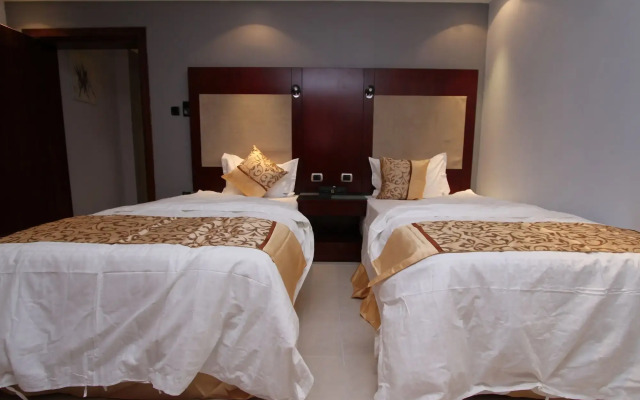 Raoum Inn Hail