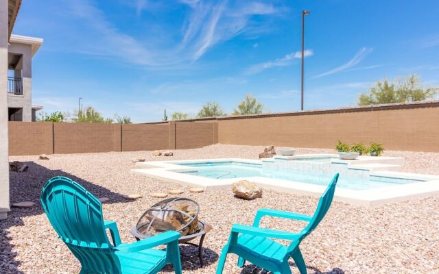 3 Bedroom Home with Outdoor Pool