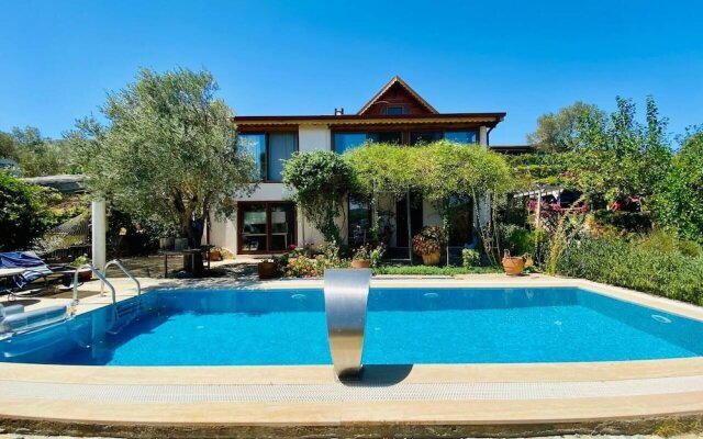 Artistic Villa With Private Pool, Bodrum, Turkey