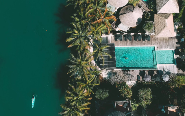 Aana Resort & Spa