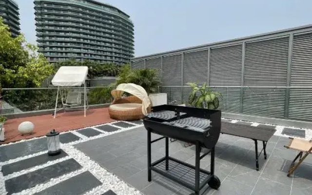 Jinnian Pool Holiday Villa