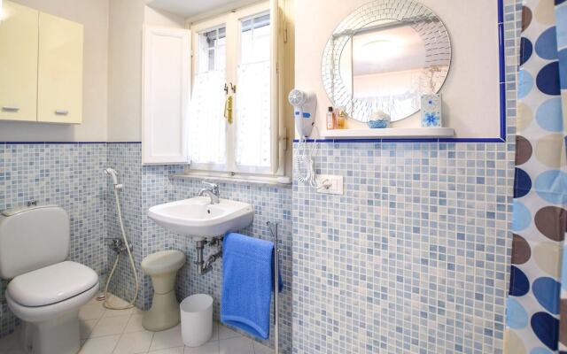 Awesome Home in Massarosa With Wifi and 2 Bedrooms