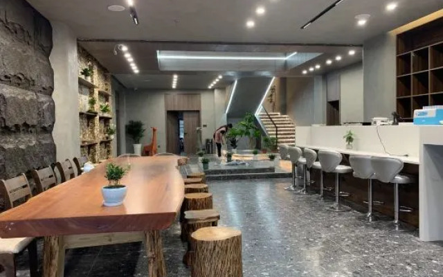 Wenchuan Guanshan Courtyard