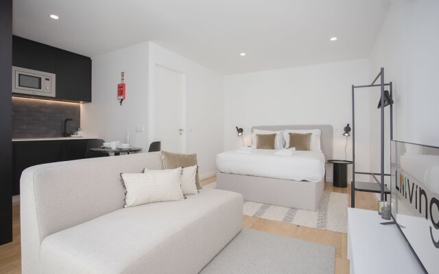 NAX Apartment F by Liiiving
