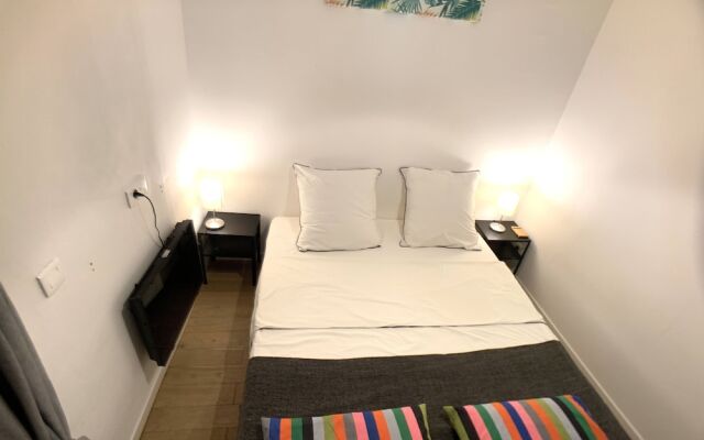 HomePlaceStay Saint Sauveur Parking Free
