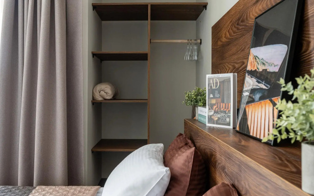 Sandro Palace na Lesnoy (Sandro Pelas)