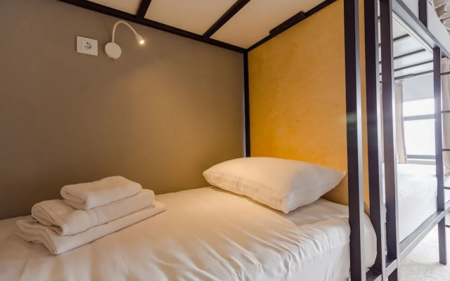 Back2Me - Hostel