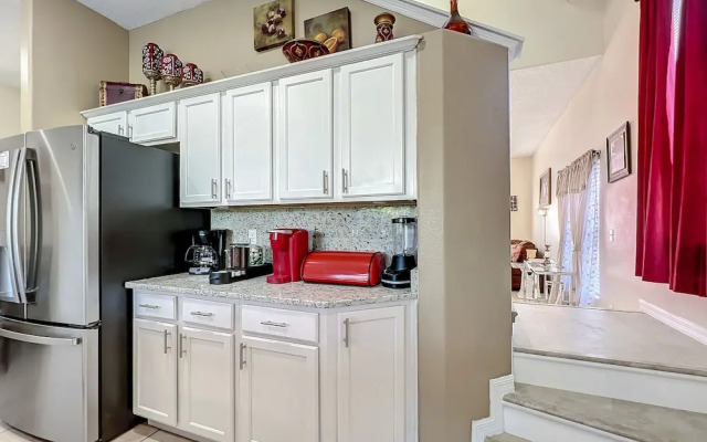 Scuttle Vacation Pool Home W Spa