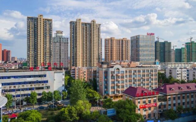 Home Inn Plus Nanchang High-tech Development Zone