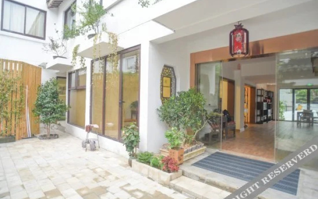 Floral Hotel·Suzhou Front Hall and Backyard Hotel (Pingjiang Road Store)