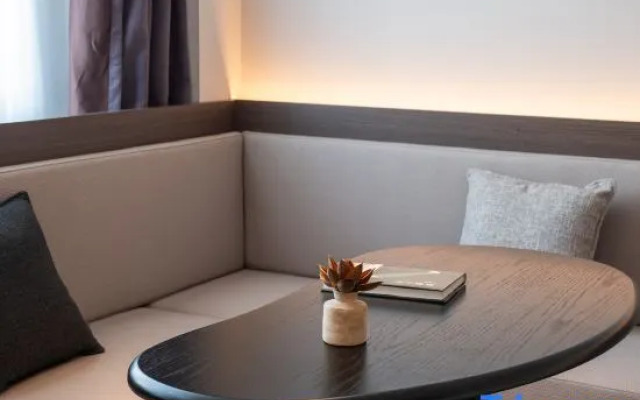 Atour Hotel Dalian Hongxinghai Coastal Highway