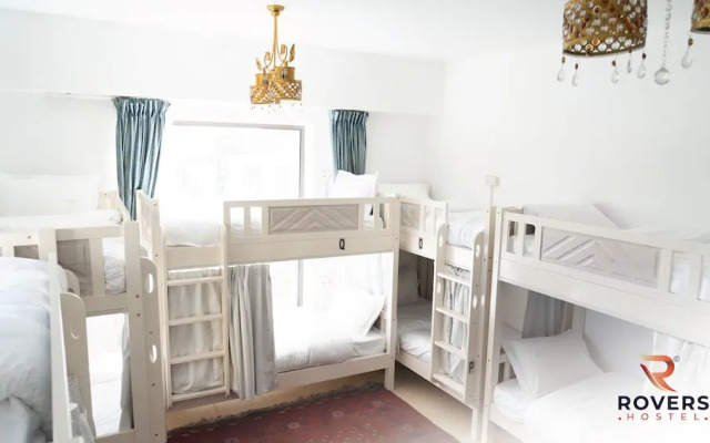 Rovers Beach Hostel JBR