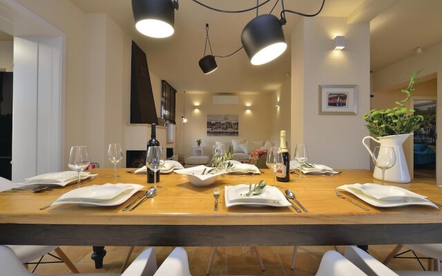 Amazing Home in Jadrija with Hot Tub, Sauna & 4 Bedrooms