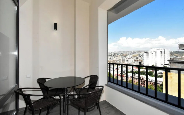 Apartments by Luxe Group DI64