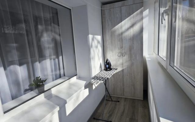 Апартаменты на проспекте Океанский 94