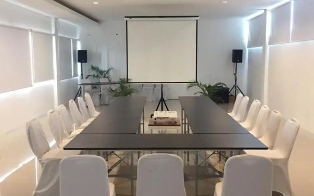 Red Orchid Semarang