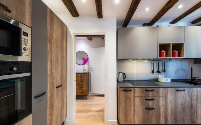 GDhouse 806