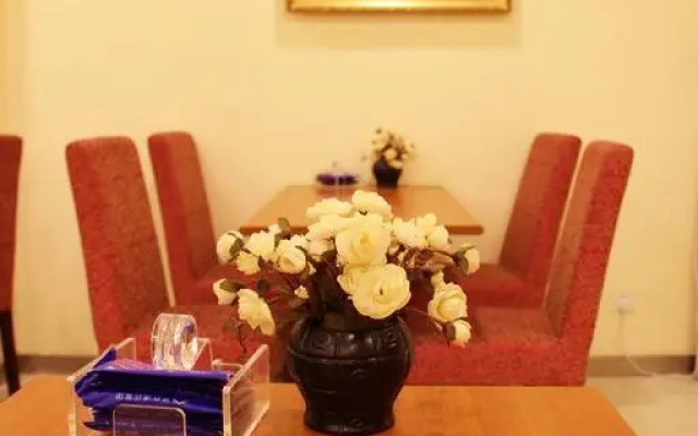 Elan Inn East Station
