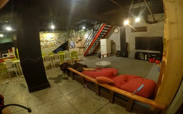 Gyeongju Two Wheel Guesthouse