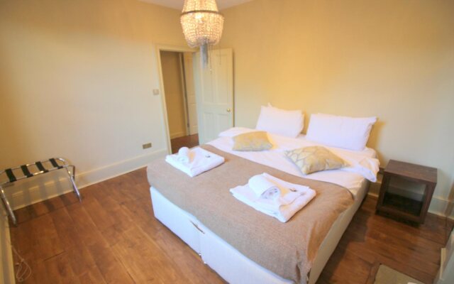 Cambridge City Apartments (Peymans)