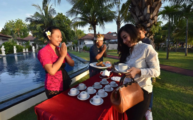 Puri Saron Hotel Baruna Beach Cottages