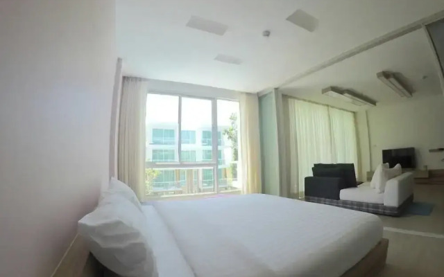 Luxury Wanvayla Condo