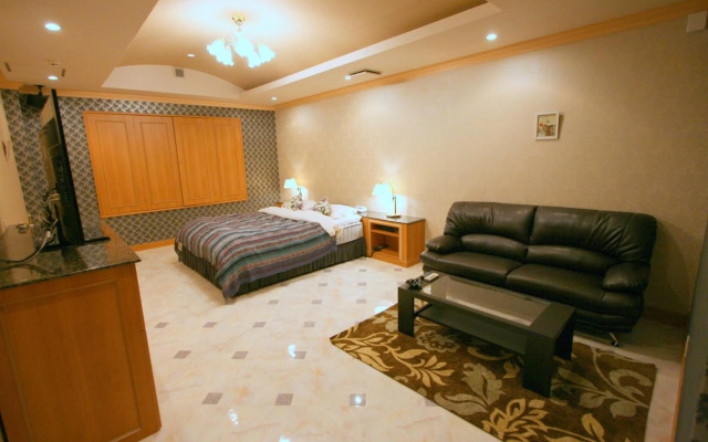 Hotel Sari Resort Takinoyashiro - Adults Only