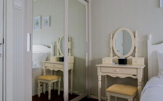 Quiet 2BR Apartment @ Parahyangan Residence Apartement with Mountain View