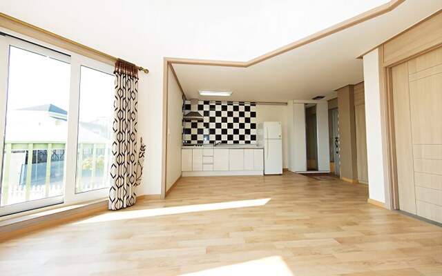 Taean Attica Pension