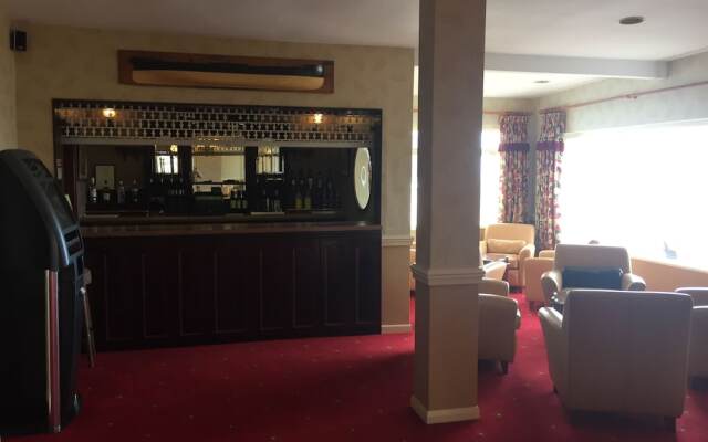 Sandown Hotel
