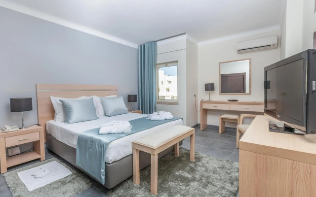 Santa Eulália Suite Hotel & SPA
