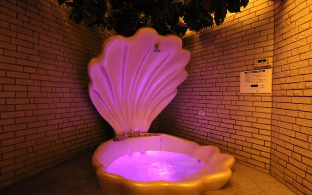 Hotel LaLa (Adult Only)