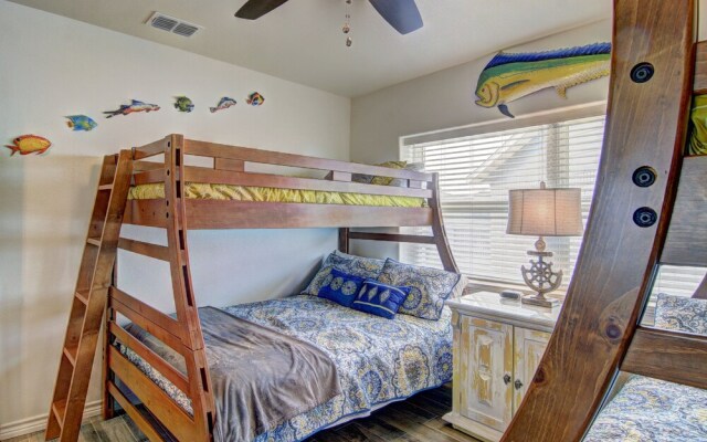 Buena Vista 3 Bedroom Condo by RedAwning