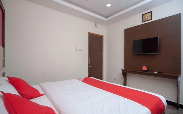 Famous Residency by OYO