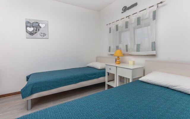 Amazing Home in Kanfanar With Wifi and 3 Bedrooms