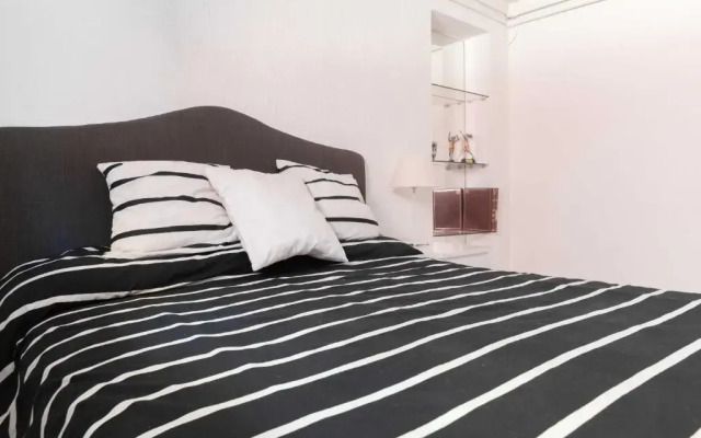 For You Rentals Alfonso XIII Apartment