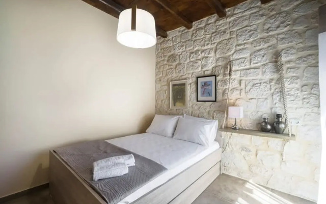 Heraklion Twins House - Private Pool Retreat