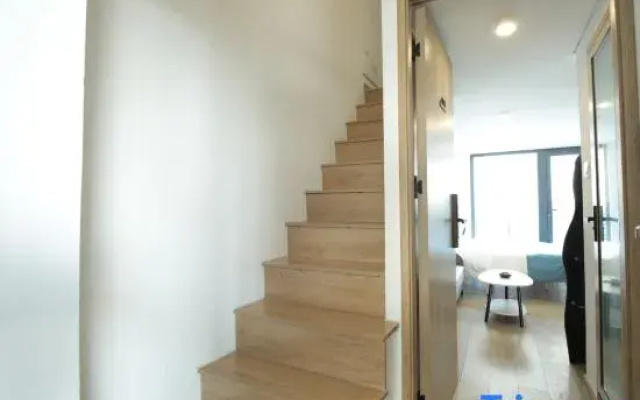 Guiju Movie Hotel